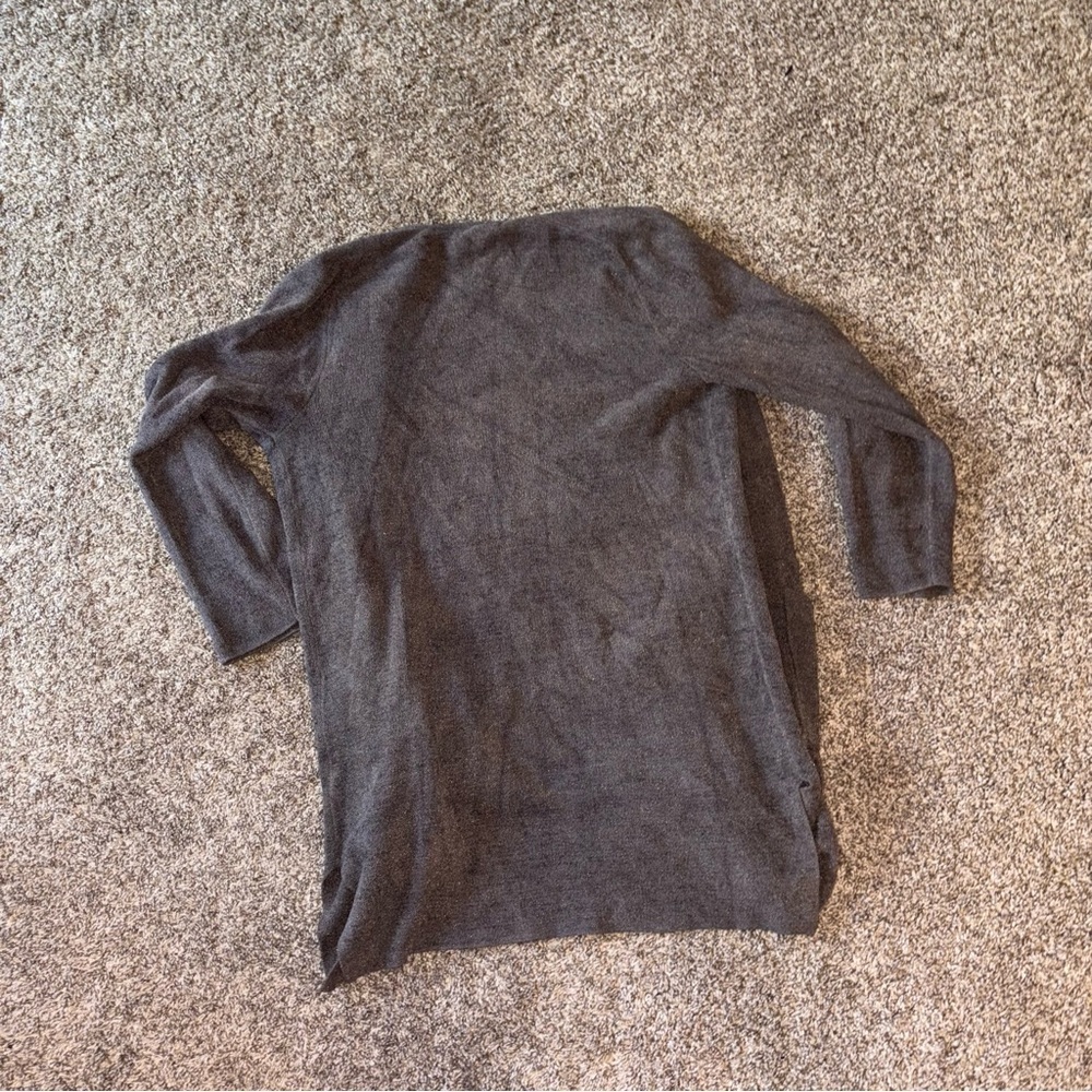 Barefoot dreams sweater - Picture 6 of 11